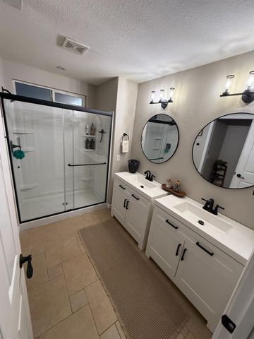 1278 David Dr, Oakdale, CA 95361