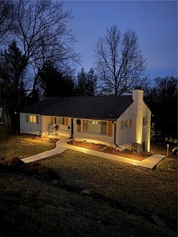 502 Moreland Dr., Mt Lebanon, PA 15243