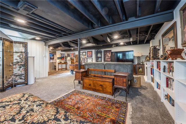 502 Moreland Dr., Mt Lebanon, PA 15243