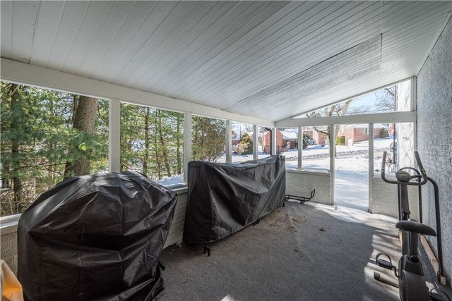 502 Moreland Dr., Mt Lebanon, PA 15243