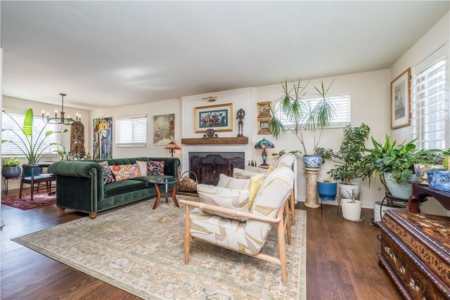 502 Moreland Dr., Mt Lebanon, PA 15243