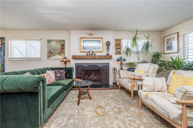 502 Moreland Dr., Mt Lebanon, PA 15243