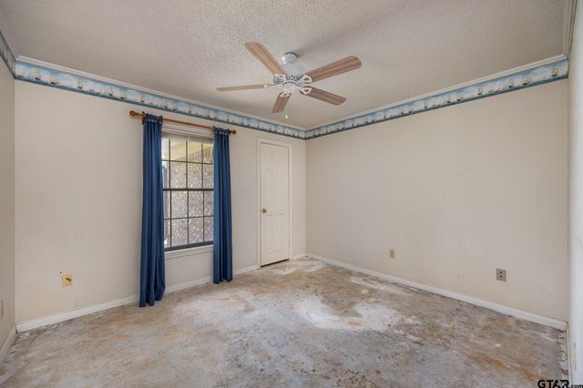 19606 Norfolk Drive, Flint, TX 75762