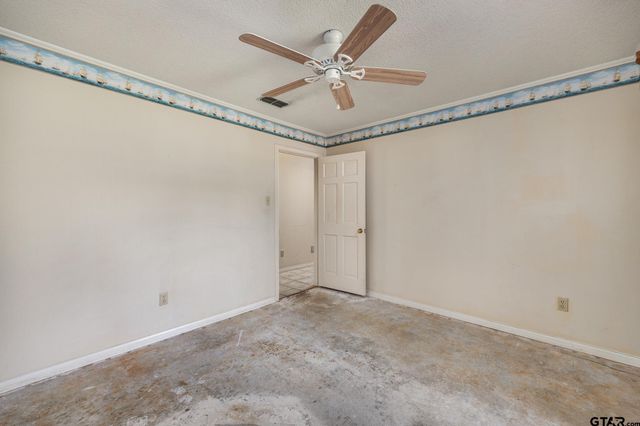 19606 Norfolk Drive, Flint, TX 75762