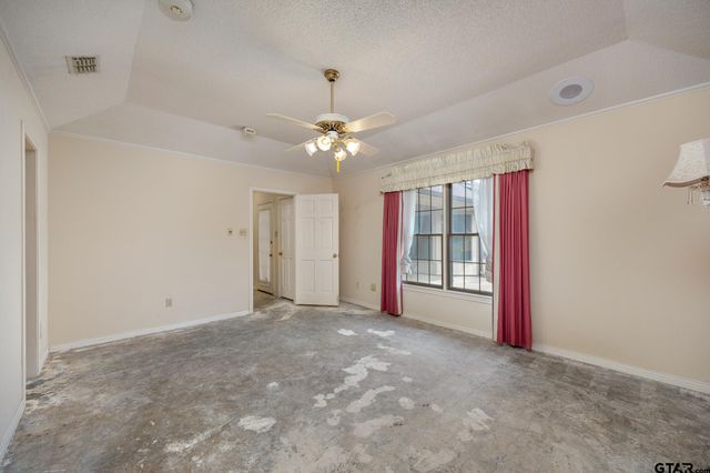19606 Norfolk Drive, Flint, TX 75762