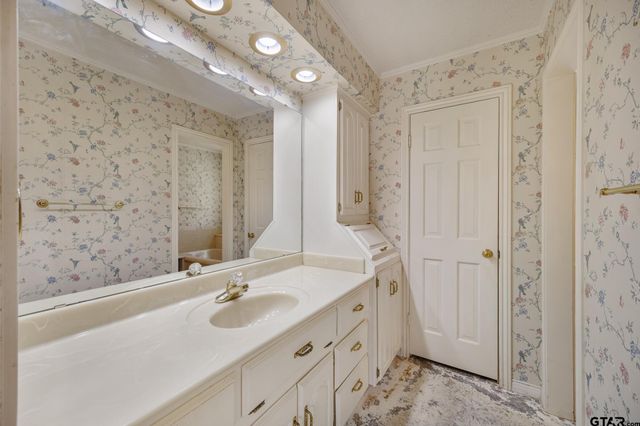 19606 Norfolk Drive, Flint, TX 75762
