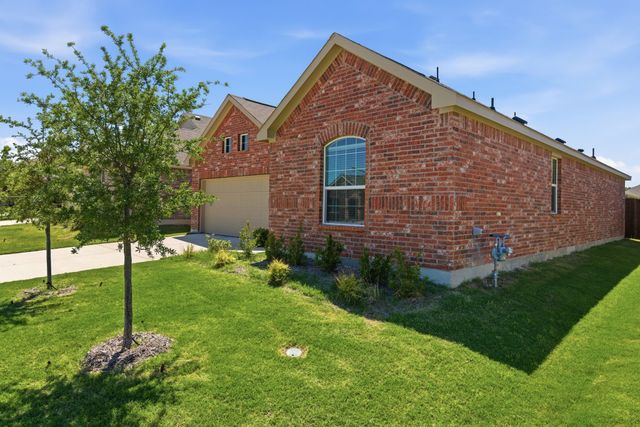 339 Texas Trail, Justin, TX 76247