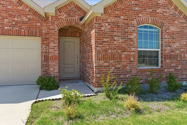 339 Texas Trail, Justin, TX 76247