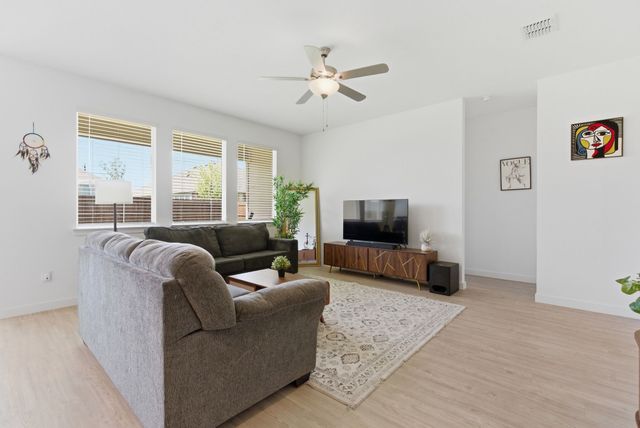 339 Texas Trail, Justin, TX 76247