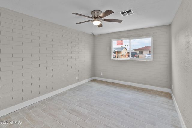 5647 W ROMA Avenue, Phoenix, AZ 85031