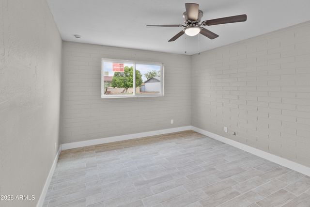 5647 W ROMA Avenue, Phoenix, AZ 85031