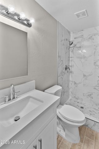 5647 W ROMA Avenue, Phoenix, AZ 85031