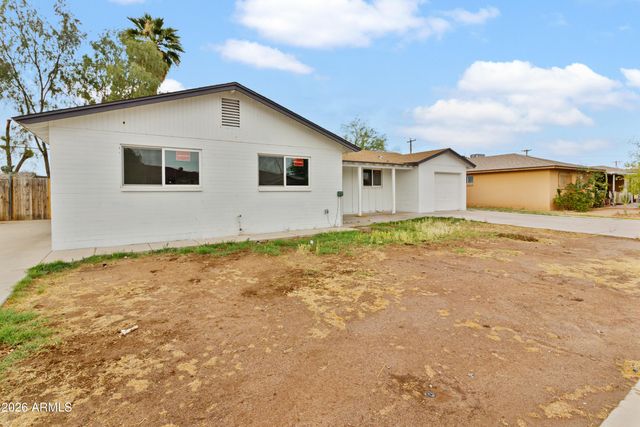 5647 W ROMA Avenue, Phoenix, AZ 85031
