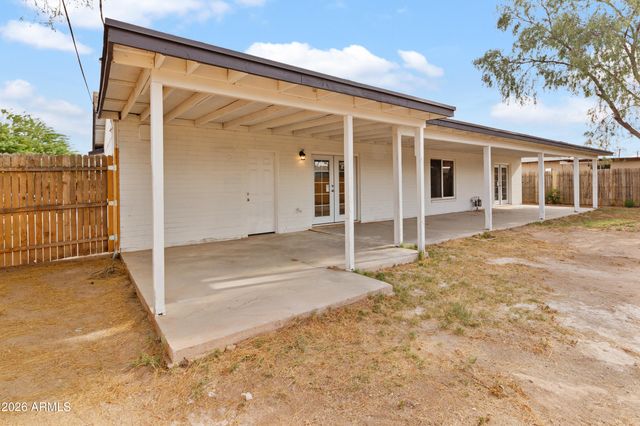 5647 W ROMA Avenue, Phoenix, AZ 85031