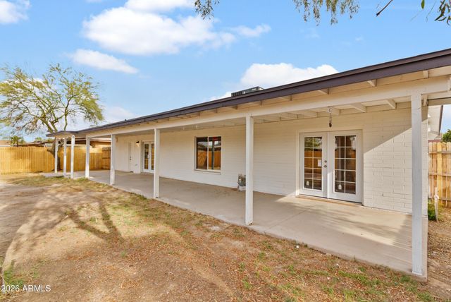 5647 W ROMA Avenue, Phoenix, AZ 85031