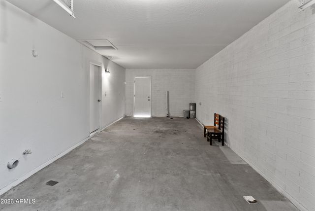 5647 W ROMA Avenue, Phoenix, AZ 85031