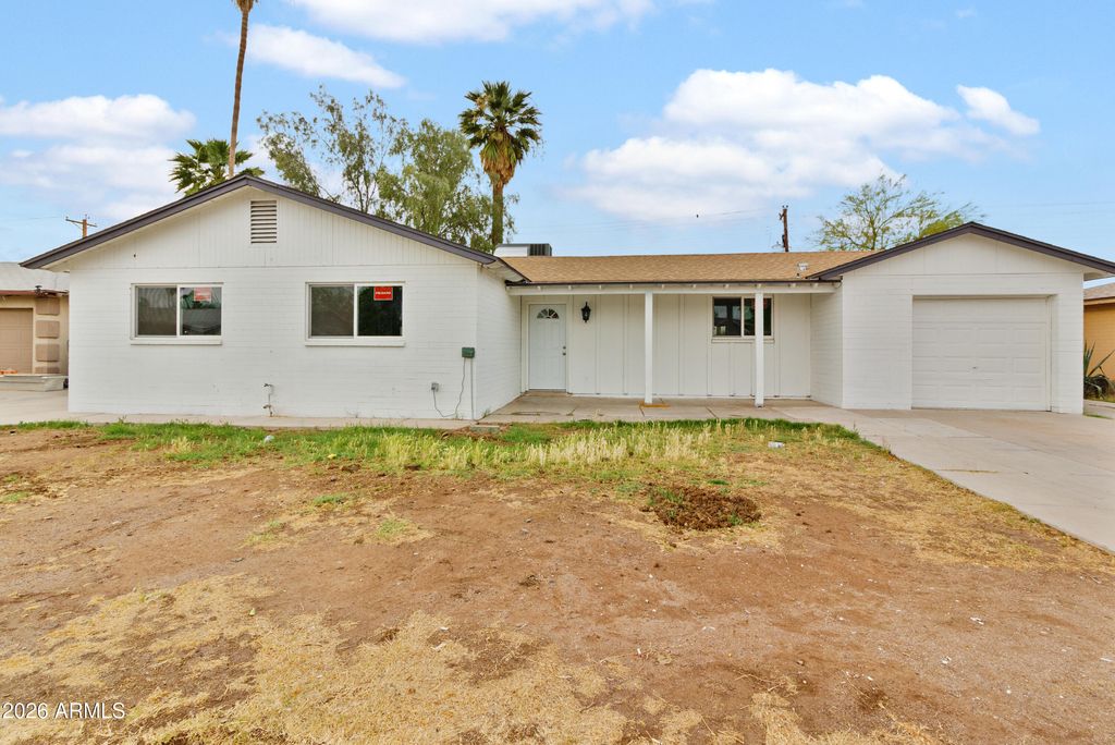 5647 W ROMA Avenue, Phoenix, AZ 85031