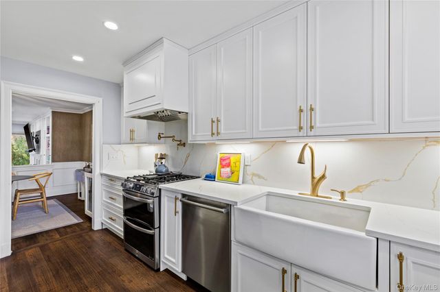 36 Waters Edge, Rye, NY 10580