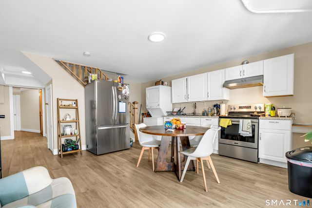 68 Parry Road, Stamford, CT 06907