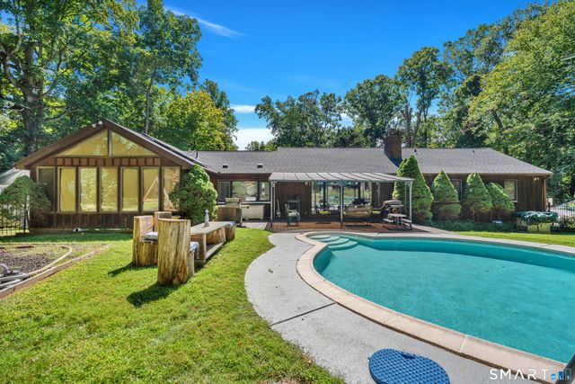 68 Parry Road, Stamford, CT 06907