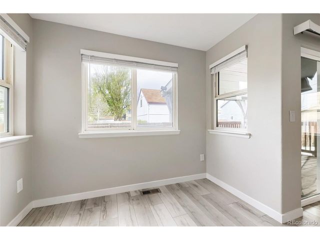 12831 Royal Ct, Broomfield, CO 80020