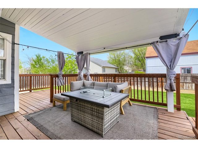 12831 Royal Ct, Broomfield, CO 80020