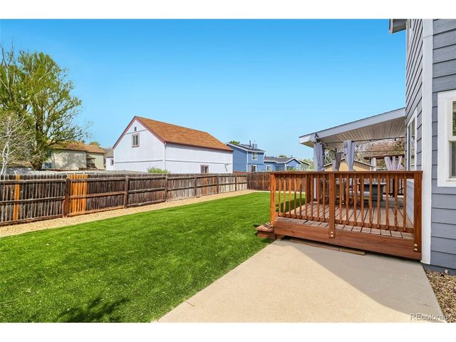 12831 Royal Ct, Broomfield, CO 80020