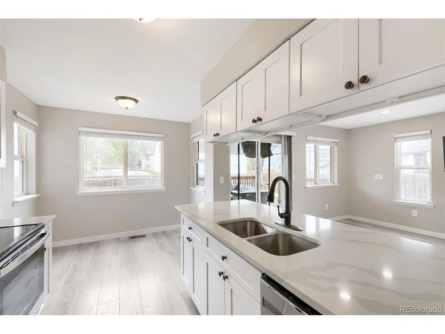 12831 Royal Ct, Broomfield, CO 80020