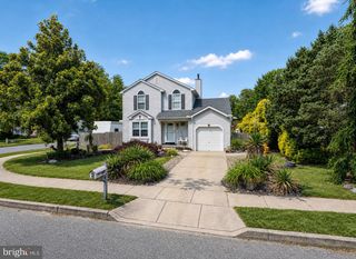1 ADAMS AVE, Berlin, NJ 08009