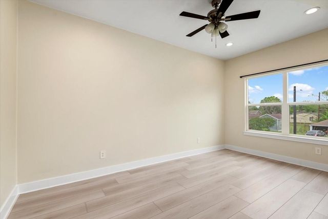 2202 Lynnfield Street B, Houston, TX 77093