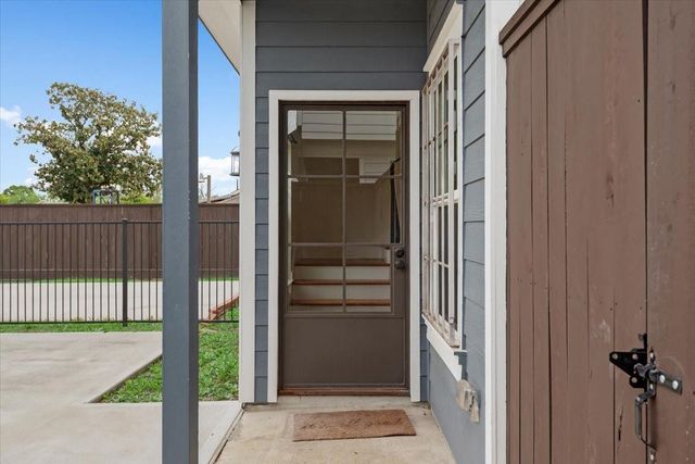 2202 Lynnfield Street B, Houston, TX 77093