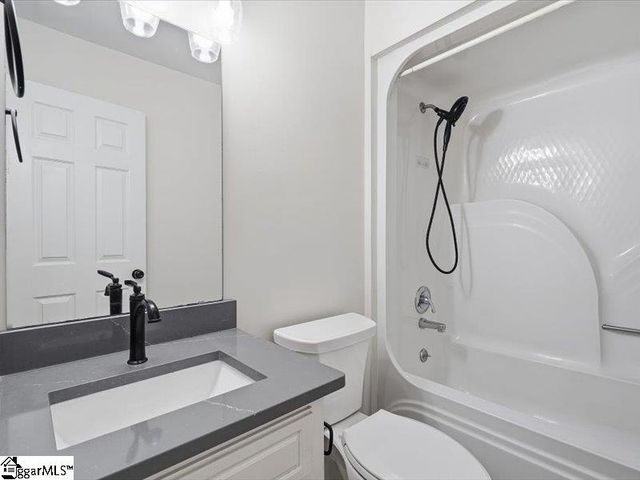 233 Summerfield Road, Moore, SC 29369