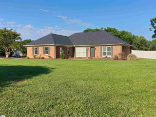 233 Summerfield Road, Moore, SC 29369
