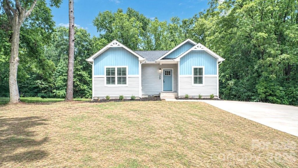 105 Falls Street, Kings Mountain, NC 28086
