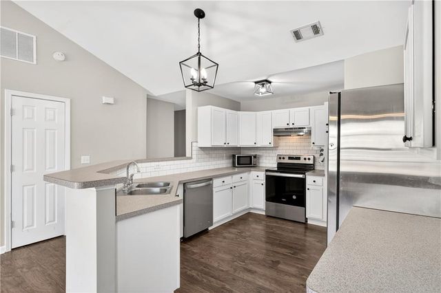 2613 Willow Grove NW Road 3, Acworth, GA 30101