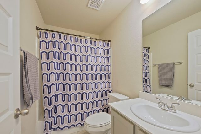 2930 Dixondale Drive, Fort Worth, TX 76108