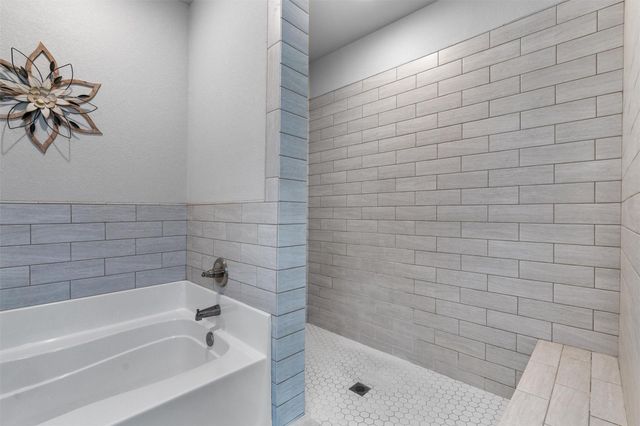 835 Sunny Slope RD, Liberty Hill, TX 78642