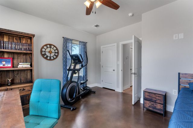 835 Sunny Slope RD, Liberty Hill, TX 78642