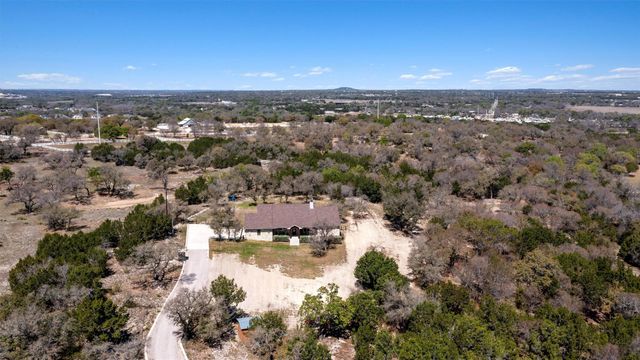 835 Sunny Slope RD, Liberty Hill, TX 78642