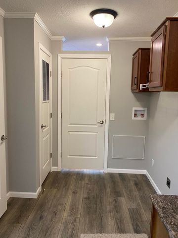 129 W 9th Street, Aetna Twp, MI 49336