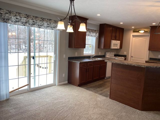 129 W 9th Street, Aetna Twp, MI 49336