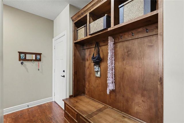 10514 NW 79th Place, Weatherby Lake, MO 64152