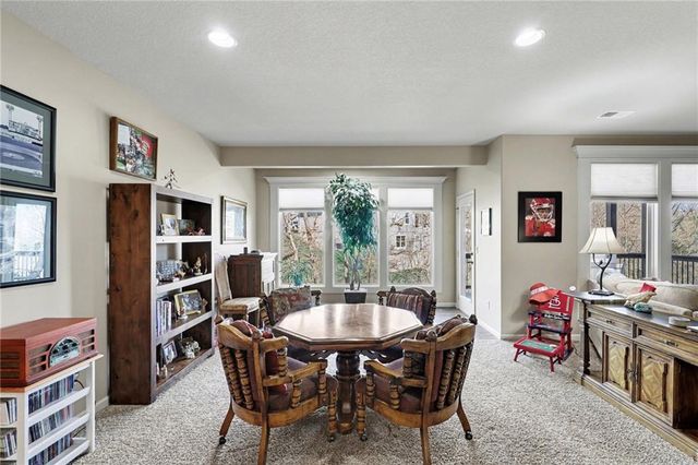 10514 NW 79th Place, Weatherby Lake, MO 64152