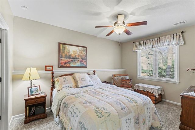 10514 NW 79th Place, Weatherby Lake, MO 64152