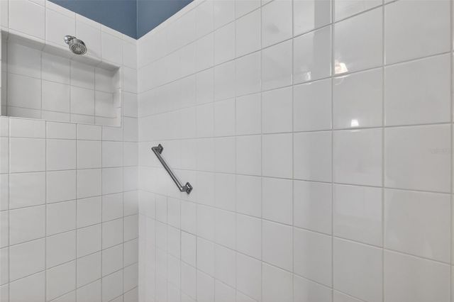 5154 AURORA DRIVE, Leesburg, FL 34748