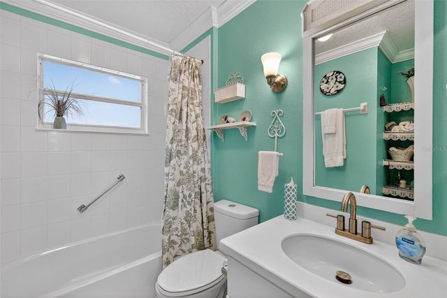 5154 AURORA DRIVE, Leesburg, FL 34748