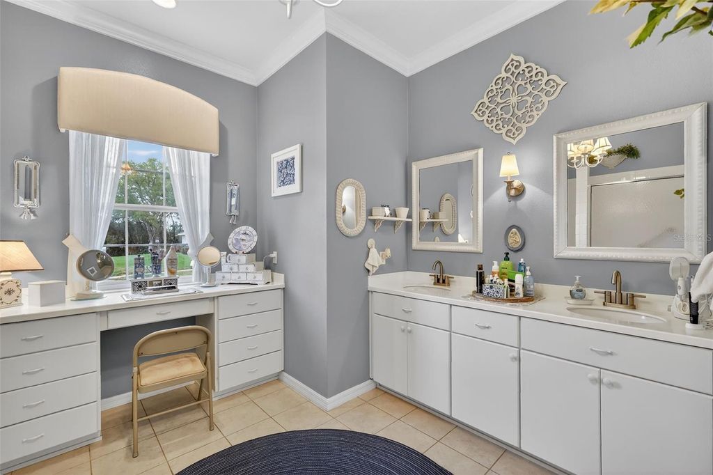 Image 27 of property listing at 5154 AURORA DRIVE, Leesburg, FL 34748