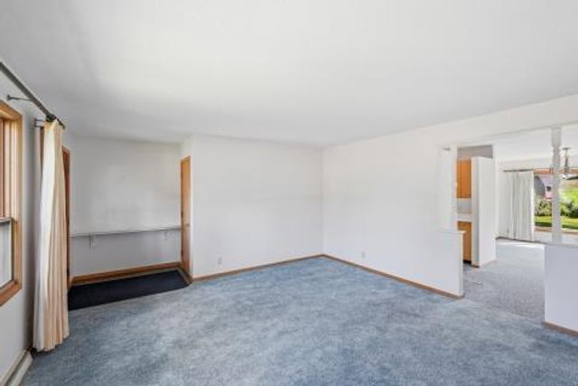 321 Hemlock Street S, Stillwater, MN 55082