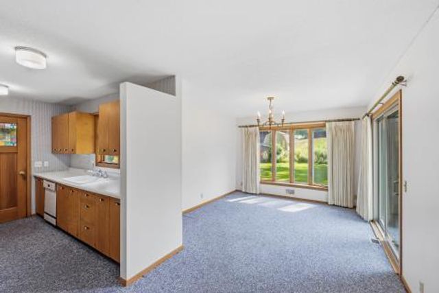 321 Hemlock Street S, Stillwater, MN 55082