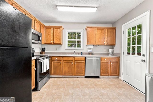 49 Headland Court, Rockmart, GA 30153